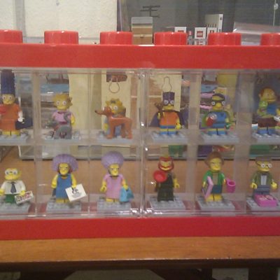 Lego Minifigures Simpsons Series 2 + Display
